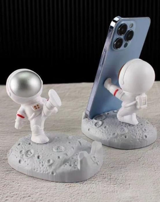 Nordic Style Astronaut Mobile Phone Stand